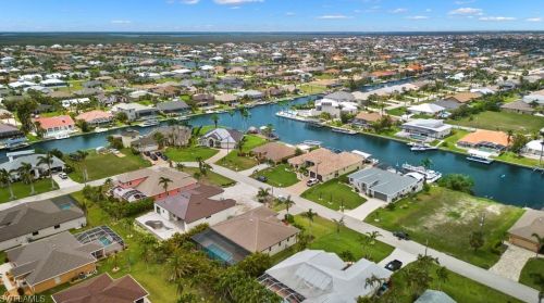 2402 50 St, Cape Coral FL  33914-6792 exterior