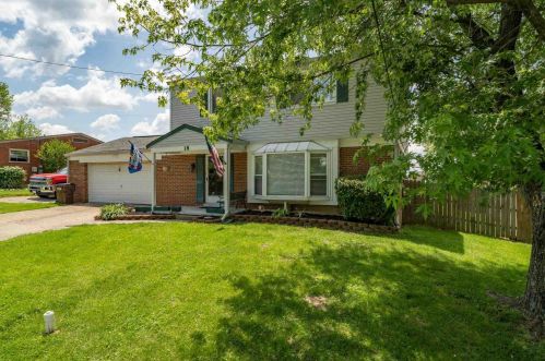 18 Airview Dr, Florence, KY 41042-9602