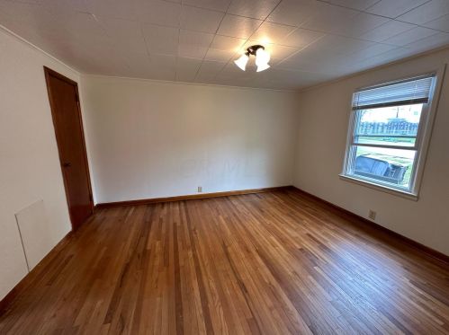 218 High St, New Lexington OH  43764-1250 exterior