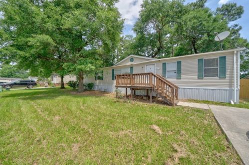 16475 Pisces Rd, Conroe, TX 77306-5984