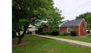 902 Camellia Dr, Columbia, TN 38401-4639