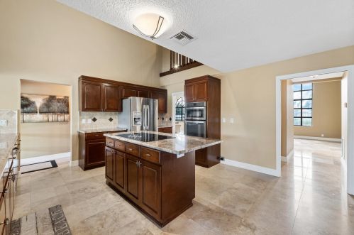 2022 Sunderland Ave, West Palm Beach FL  33414-7715 exterior