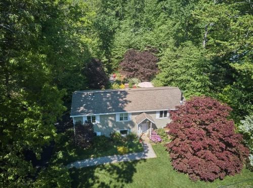 22 Marion Dr, East Lyme, CT 06333-1523