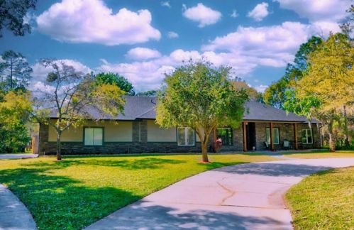 5155 Plato Cv, Sanford, FL 32773-7027