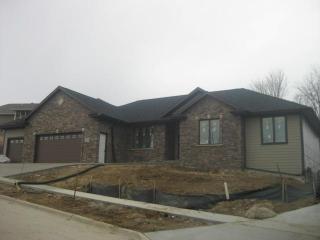 3160 Arboretum Ct, Dubuque, IA 52001-1009