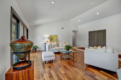 9851 Oakwood Cir, Orange CA  92861-1221 exterior