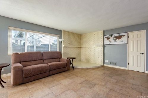 922 Patterson Rd, Santa Maria CA  93455-5004 exterior