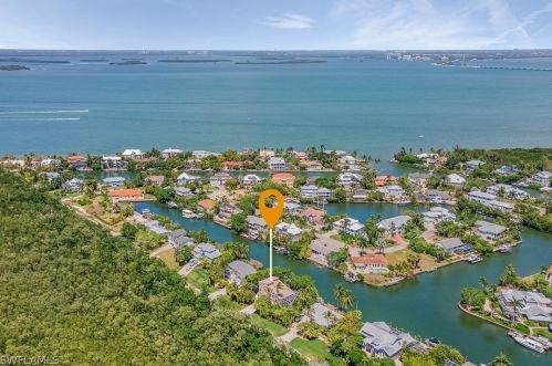 1710 Dixie Beach Blvd, Sanibel, FL 33957-3410