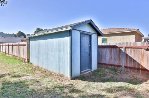 981 Lincoln Ave, El Cajon CA  92020-6426 exterior