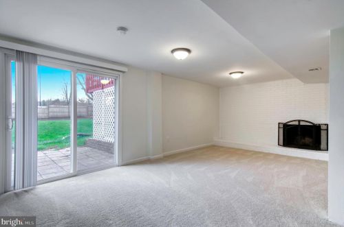13404 Nickleson Dr, Woodbridge VA  22193-4131 exterior