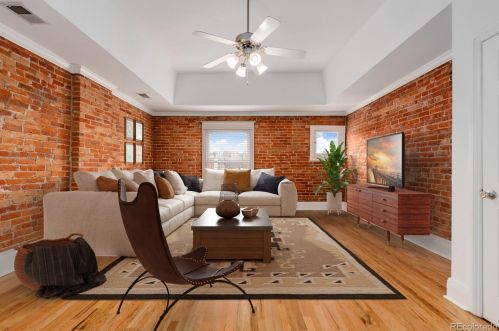 2310 Ogden St, Denver CO  80205-5137 exterior