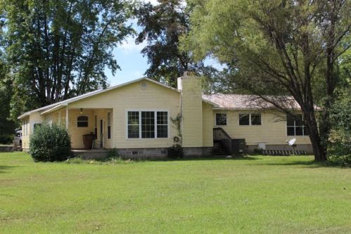 932 Ccc Rd, Mc Ewen TN  37101-4421 exterior
