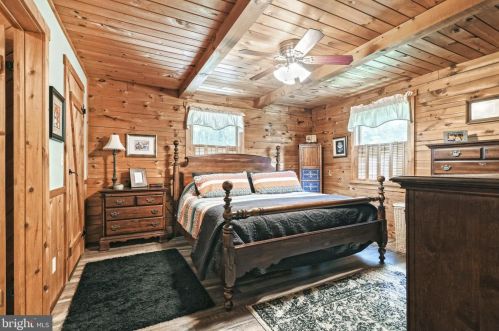 315 Bacon Rd, Red Lion PA  17356-8887 exterior