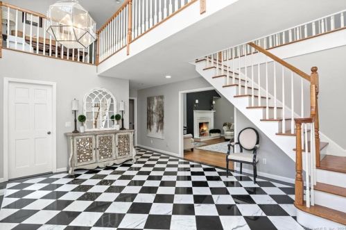 109 Sagamore Trl, New Canaan, CT 06840-6027