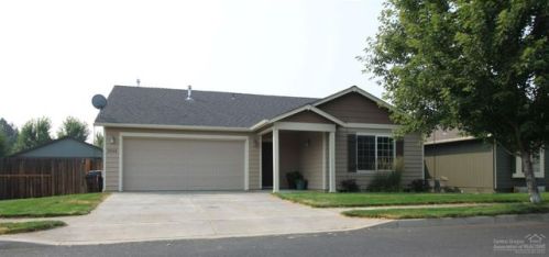 2840 Deschutes Ave, Eagle Crest OR  97756-7091 exterior