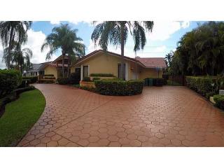 7705 84th Ct, Miami, FL 33143-3751