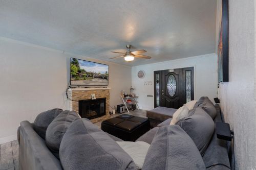 117 Thompson Ave, Ukiah CA  95482-6543 exterior