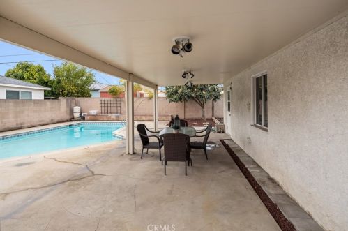 1101 Anderson Way, San Gabriel CA  91776-2919 exterior