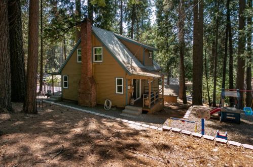 5000 Golden St, Pacific House, CA 95726-9403