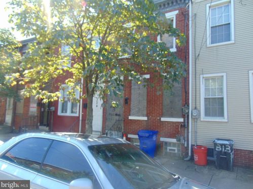 322 Chestnut St, Camden, NJ 08103-1920