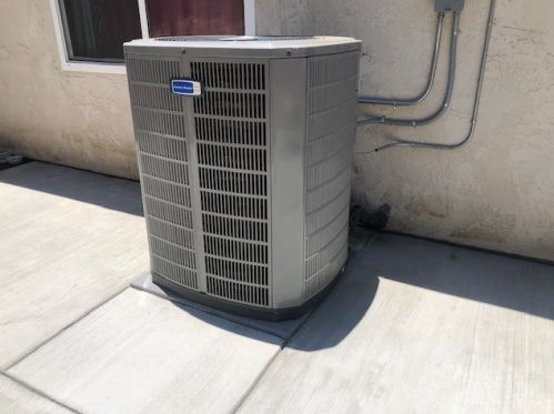 2845 Shalimar Pl, Riverside CA  92504-4315 exterior