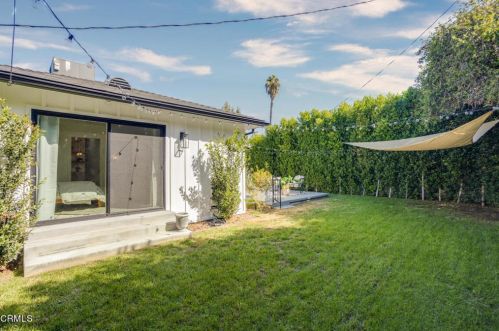 12432 La Maida St, North Hollywood CA  91607-3507 exterior