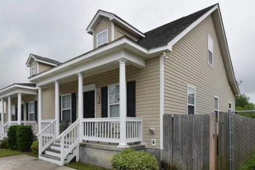 318 30th St, Wilmington NC  28405-2031 exterior