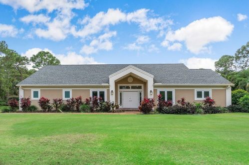 13594 150th Ct, Jupiter, FL 33478-3528