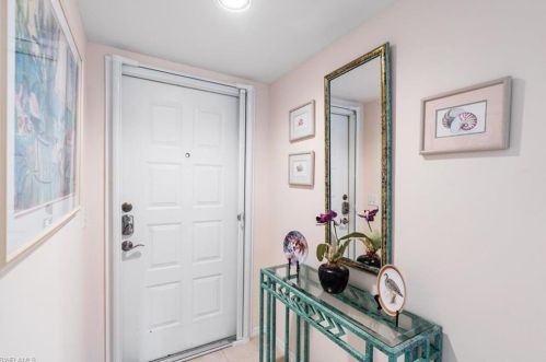 7818 Emerald Cir, Naples, FL 34109-1789