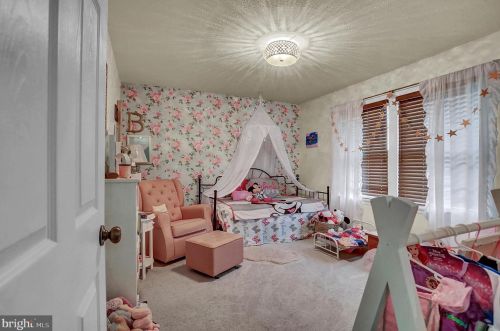 60 Independence Dr, Lees Cross Roads PA  17257-8225 exterior