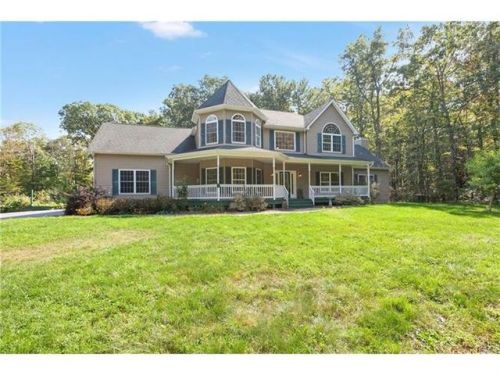 32 Jacob Rumph Ct, Montgomery, NY 12549-5902