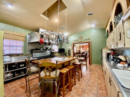 632 9 St, Belle Glade FL  33430-4121 exterior