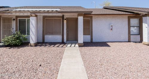 2807 Capri Cir, Mesa, AZ 85204-3130