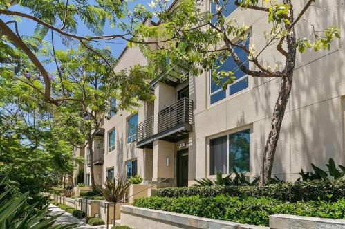 31 Soho, Irvine, CA 92612-1083
