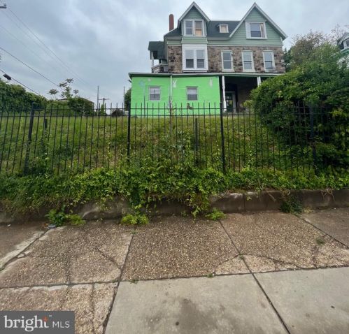 601 Chelten Ave, Philadelphia PA  19126-3825 exterior