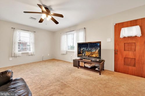 121 Lemon St, Ephrata PA  17522-2313 exterior