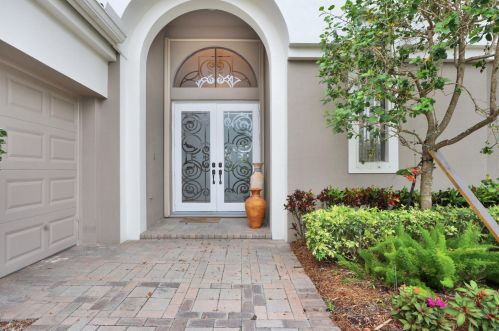 7661 Blue Heron Way, West Palm Beach, FL 33412-3132