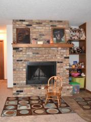 2010 Linmar Dr, Cedar Rapids IA  52402-3765 exterior