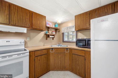 37548 Birch St, Millville DE  19970-4443 exterior