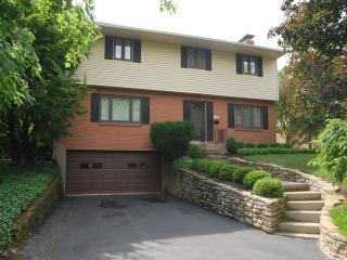 7205 Sycamorehill Ln, Cincinnati, OH 45243-2101