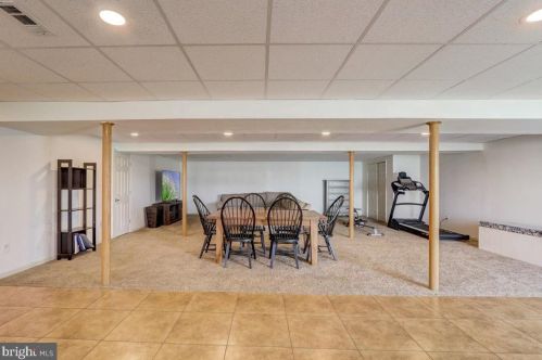 33 Mullen Dr, Erial NJ  08081-1300 exterior