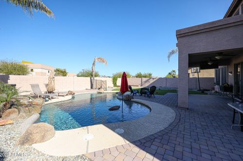 17424 Lundberg St, Sun City AZ  85388-1278 exterior