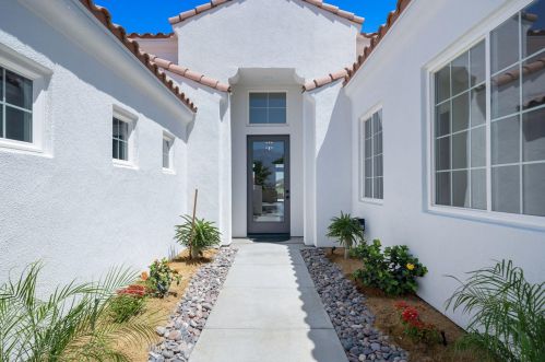 116 Via Las Flores, Rancho Mirage CA  92270-5205 exterior
