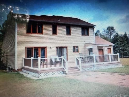 49 Larrow Dr, North Windham, CT 06256-1316