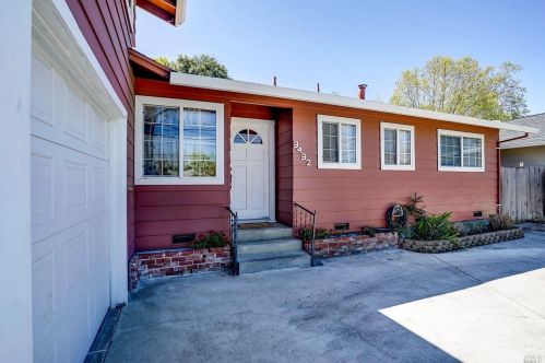 3432 Hoen Ave, Santa Rosa, CA 95405-7655
