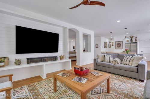 34 Chiffelle St, Bluffton SC  29909-4562 exterior