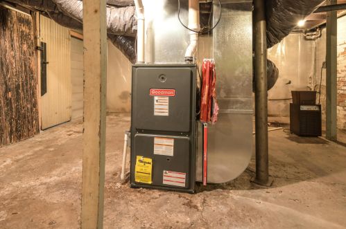 413 Park St, Bellefontaine OH  43311-2447 exterior