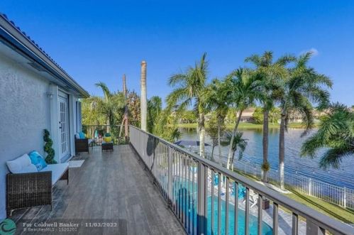 3591 177th Ave, Hollywood FL  33029-1666 exterior