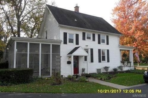 311 Getzville Rd, Buffalo, NY 14226-2514