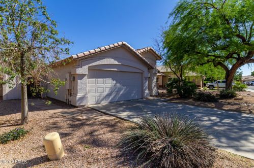 675 Duffy Way, Gilbert, AZ 85233-3744